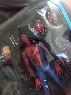 Mafex Spiderman Home Coming bootleg