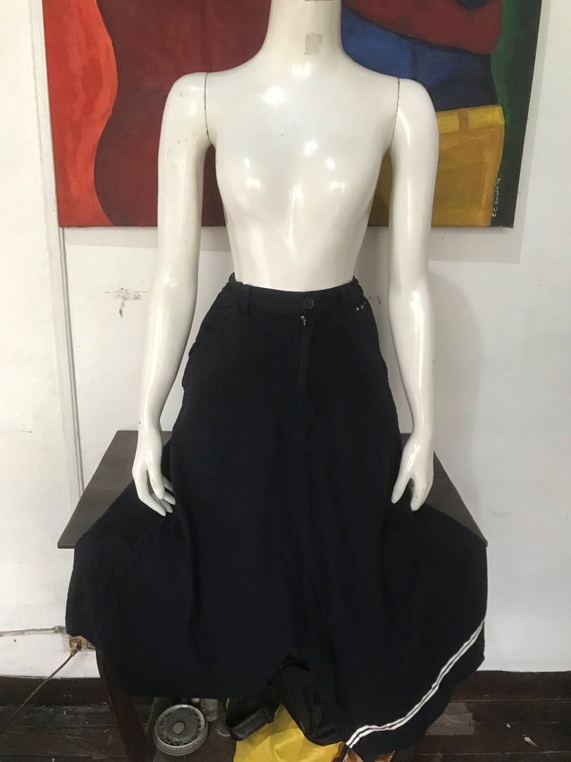 MARNI asymmetric culottes (Category: Skirts) located in Manila. Submitted by msaludo (Listing ID 1282413622, Image 1). Description: Good condition With side pocket Waistline : 24-25 inches (high waist) Length: 33.5.