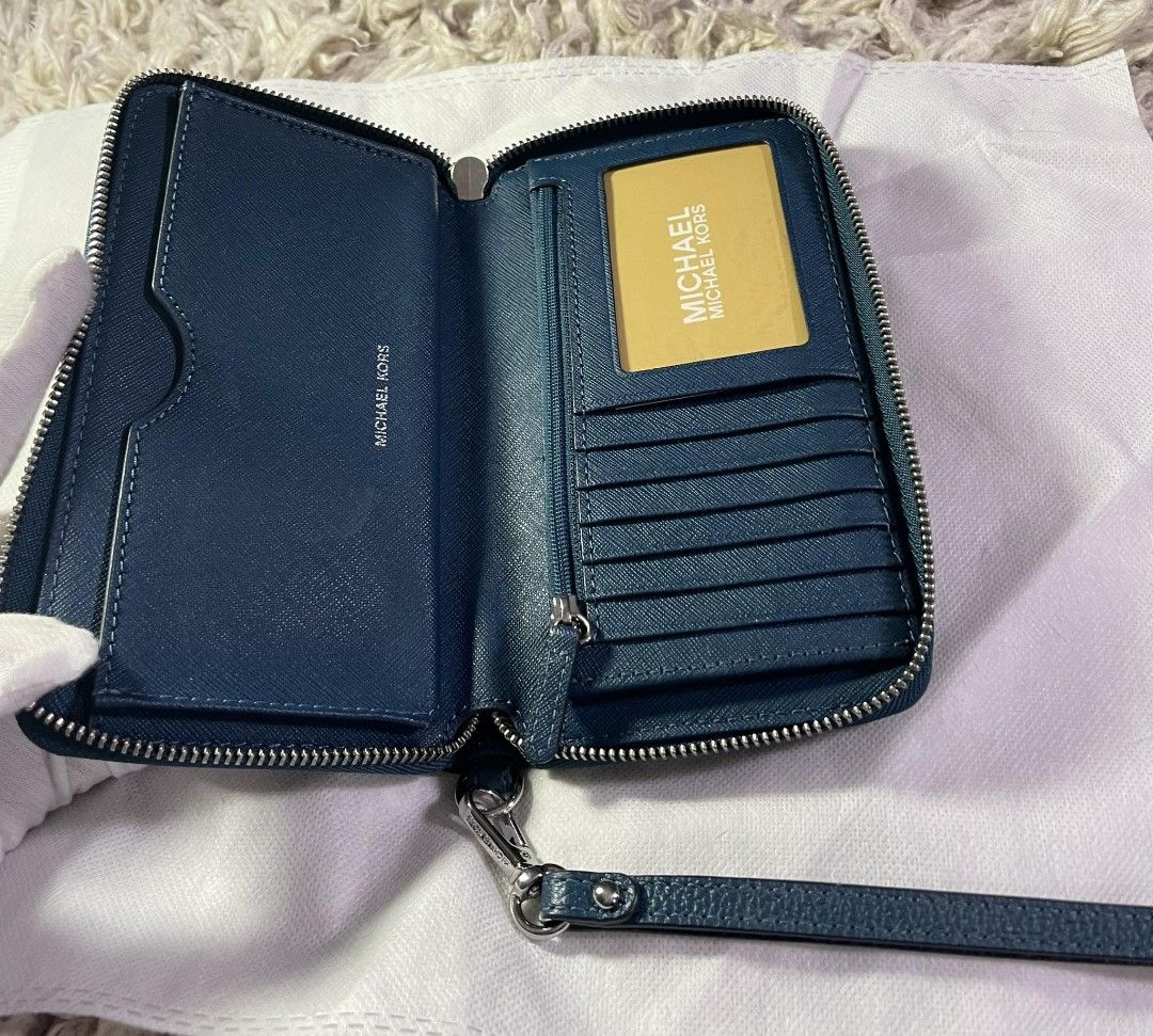 Mercer pebble leather hotsell multi function phone case
