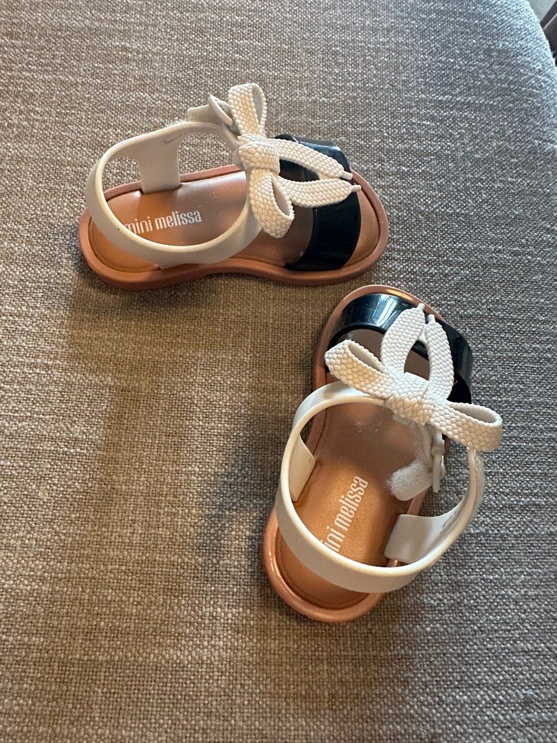 Mini melissa discount bow sandals