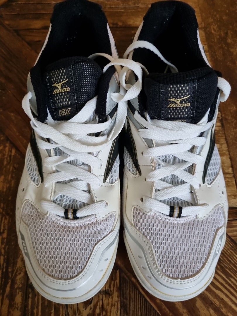 Mizuno womens shop badminton shoes