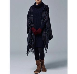 MUJI Japan 🇯🇵 100% Wool Stole with Armhole Dark Green Plaid Knitted Knit Muffler Fringe Tassel Scarf Scarves  Winter Snow