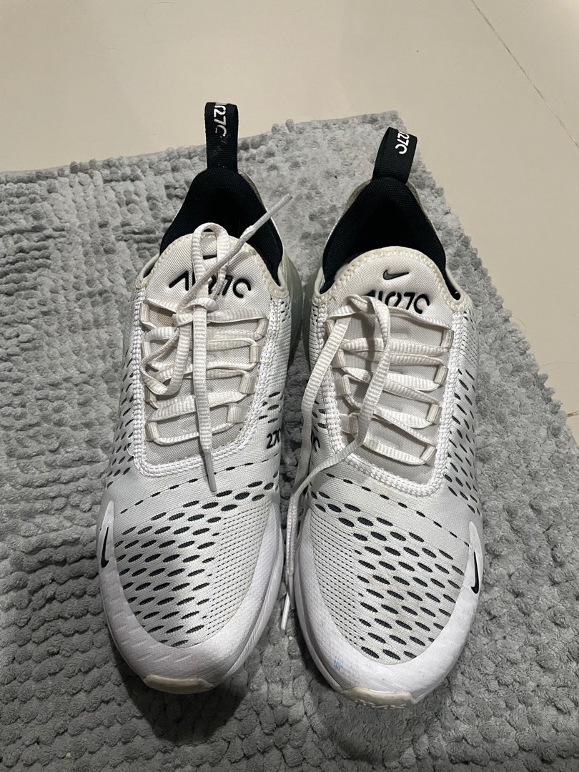 Air max hotsell 270 lacet
