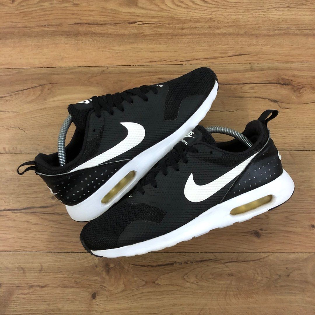 Airmax tavas hotsell