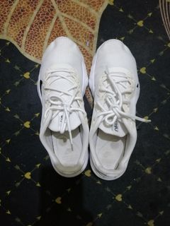 (Category: ) located in . Submitted by annyeong9 (Listing ID 1282553064, Image 1). Description: .