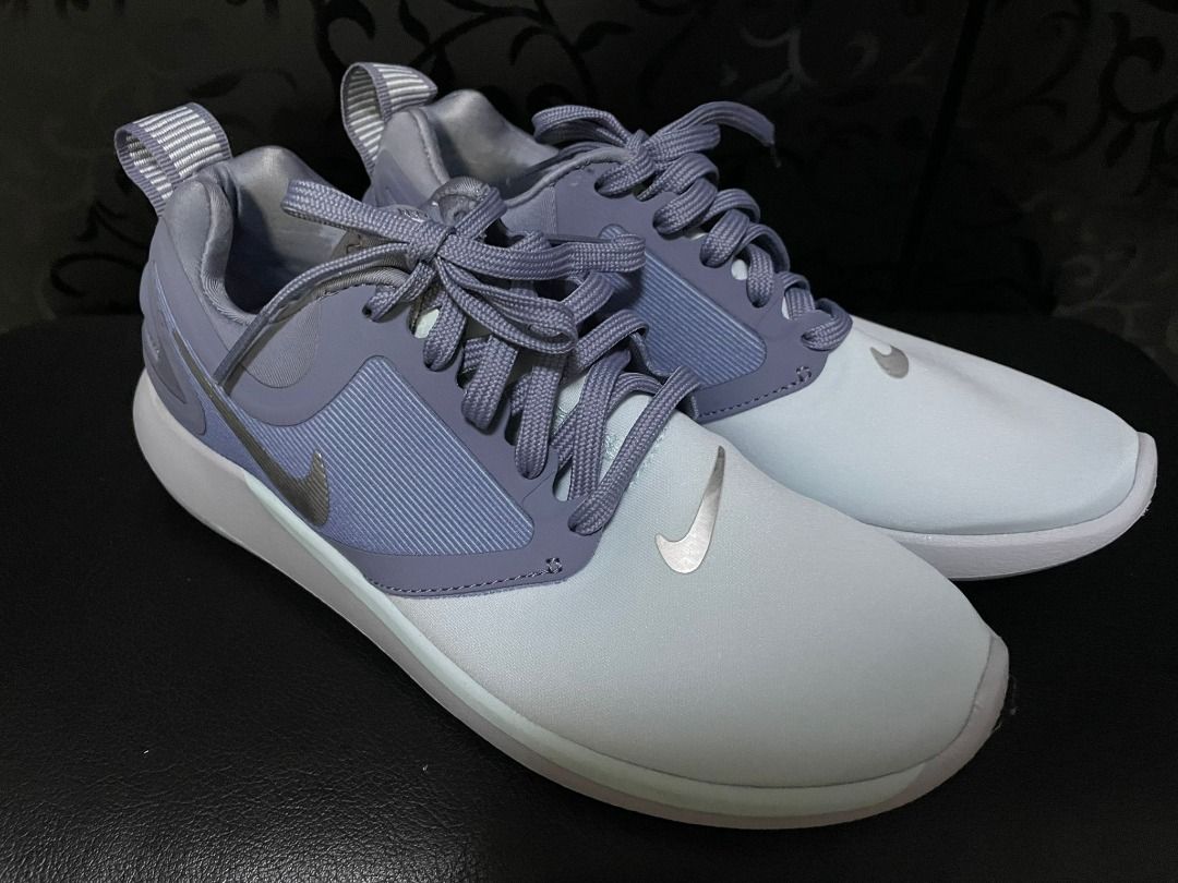Nike lunarsolo grey hotsell