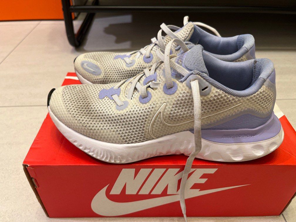 Nike Running Shoes Size US 6Y Women s Fashion Footwear