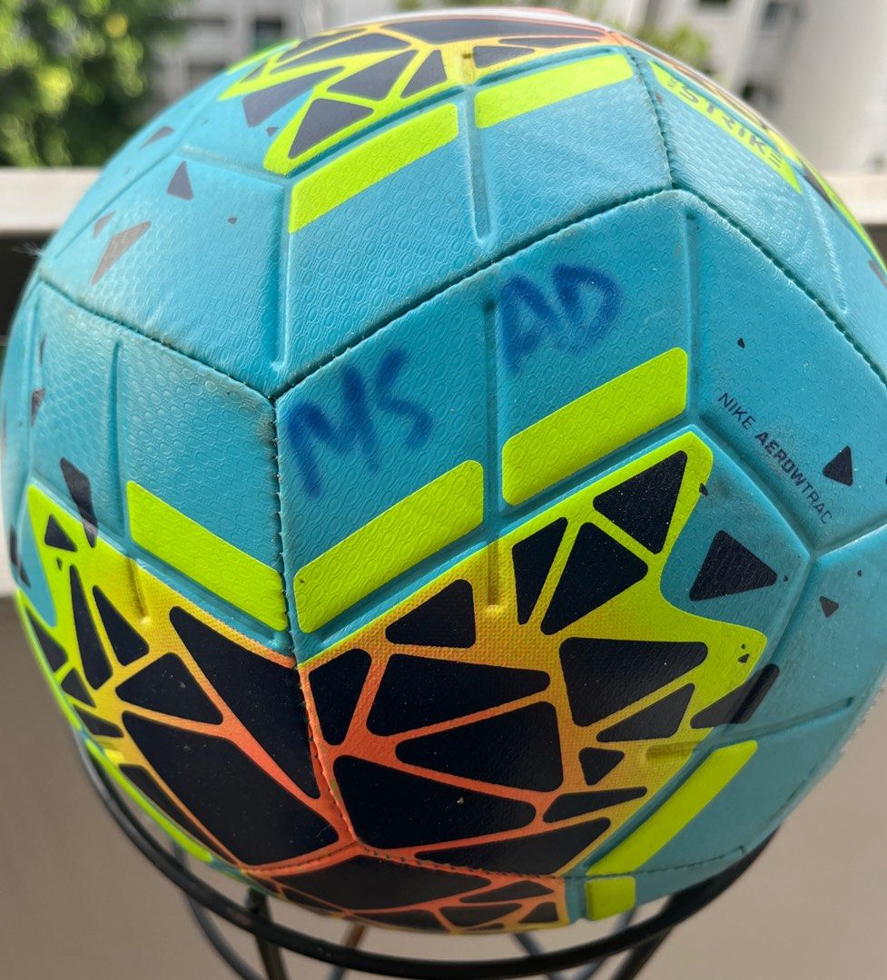 Nike strike soccer on sale ball size 4