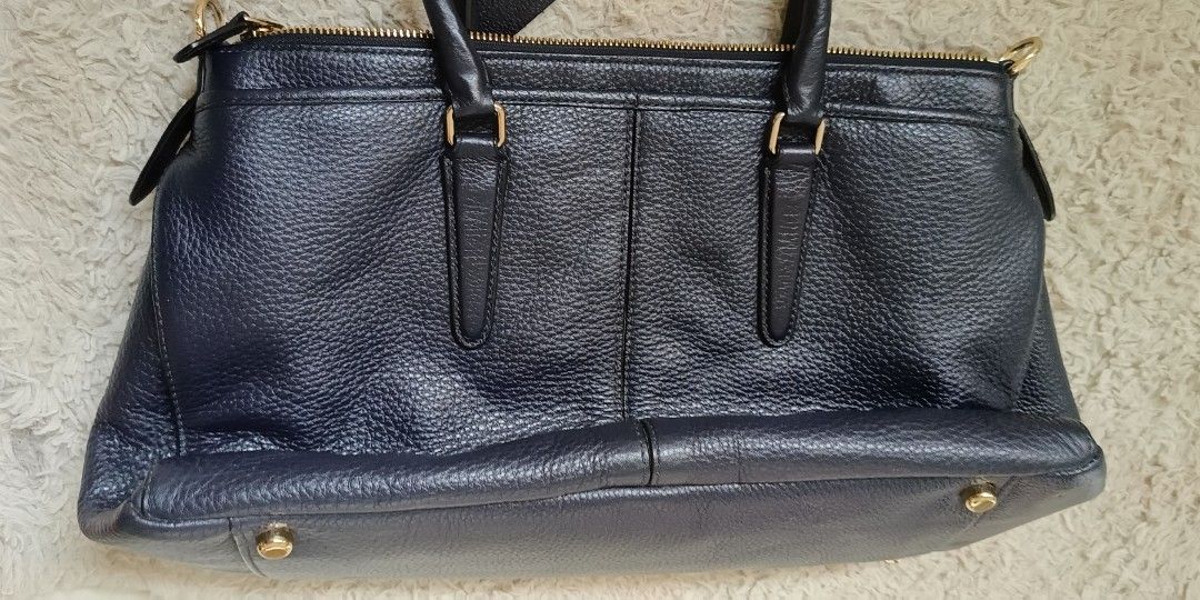 Original Coach sling/shoulder bag/handbag (Category: Luxury Bags & Wallets) located in Mendez-Nunez. Submitted by d.mendeja (Listing ID 1282518247, Image 3). Description: navy blue/dark blue original coach 3-way, with 3 compartments plus 2 inner pockets, no issue, all hardware light gold- no fade, almost new, shipping fee must be shouldered by the buyer.