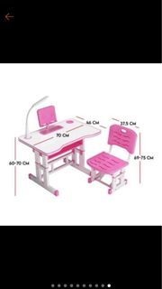 Pink study table for kids