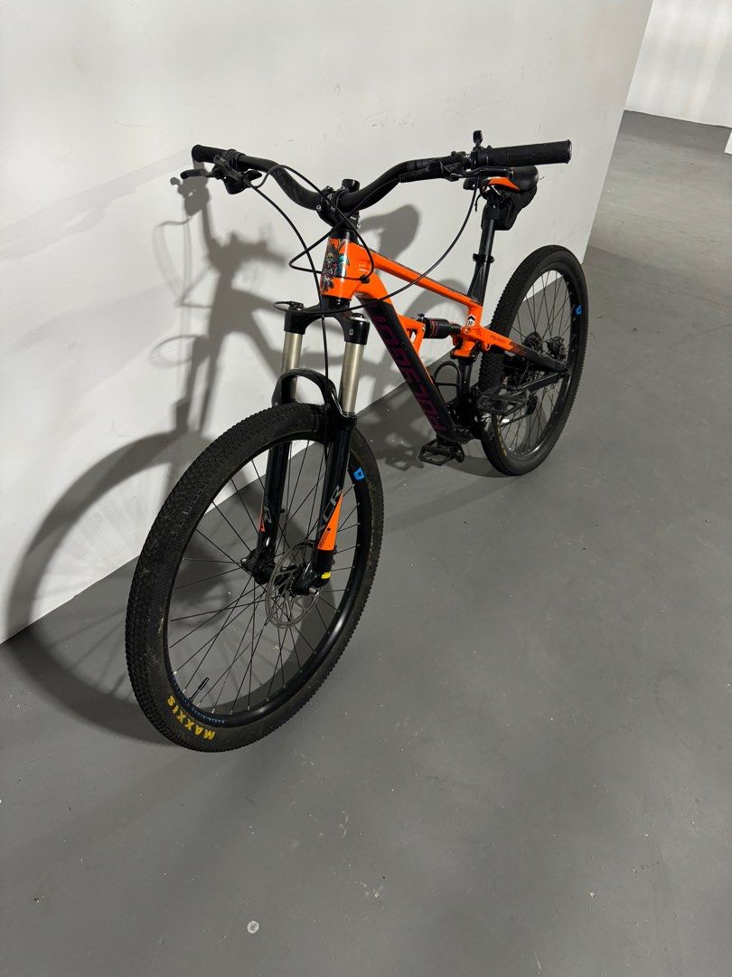 Polygon siskiu deals d5 orange