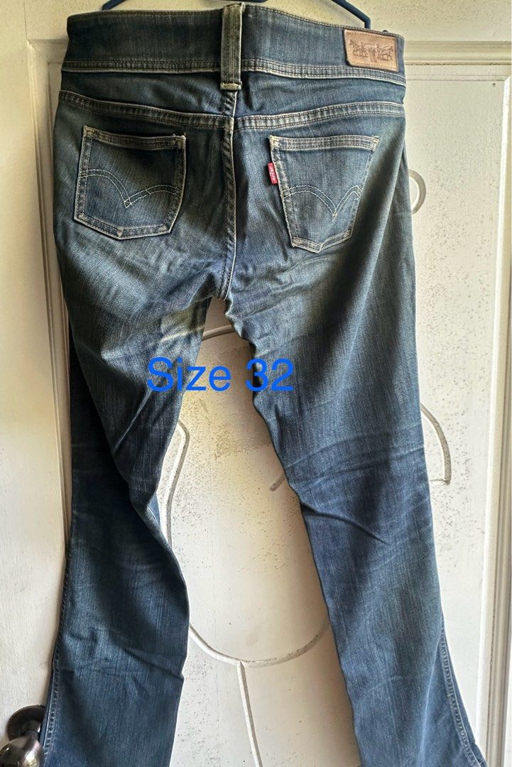 Preloved clearance levis jeans