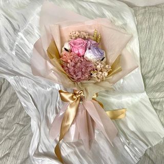 (Category: ) located in . Submitted by fleurblume_ (Listing ID 1282410291, Image 1). Description: .