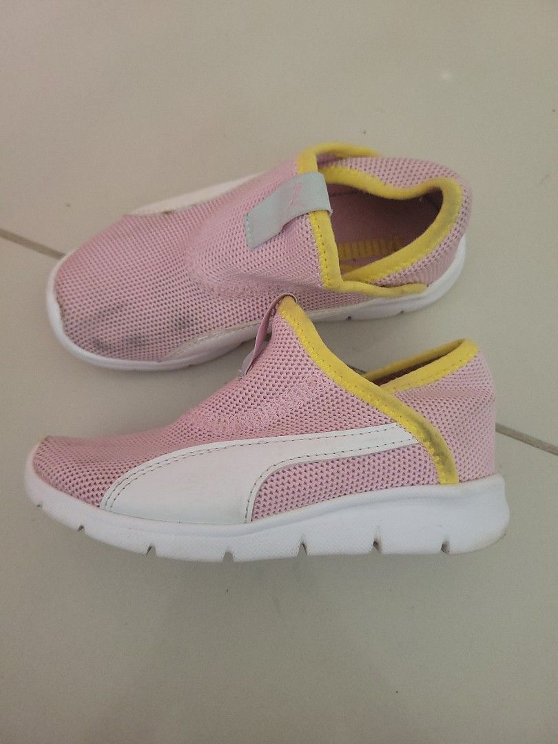 Puma slip top ons 28 kids