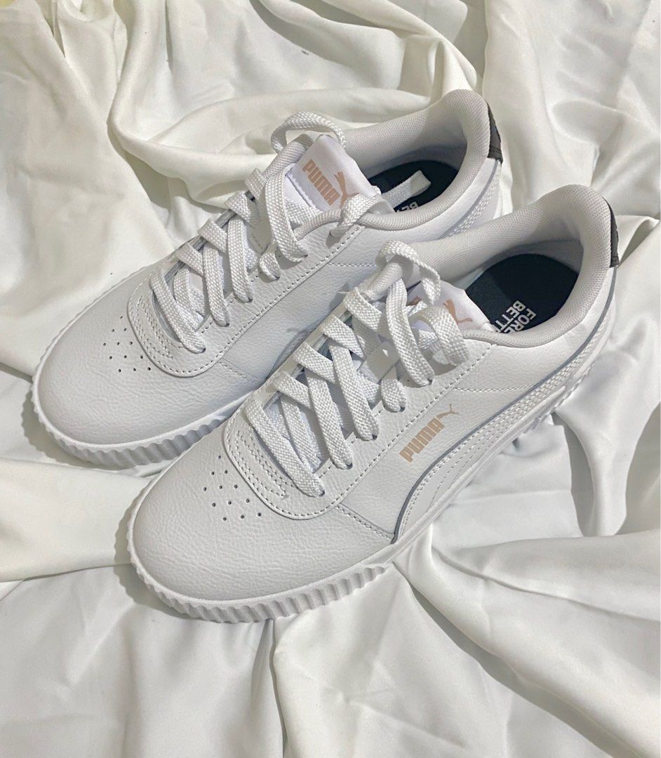 Puma Carina Leather Sneakers US 7.5 Women s Fashion Footwear