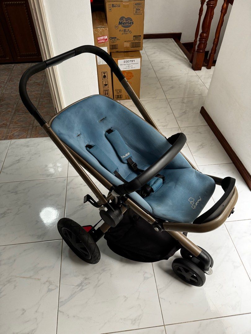 Quinny Buzz pram