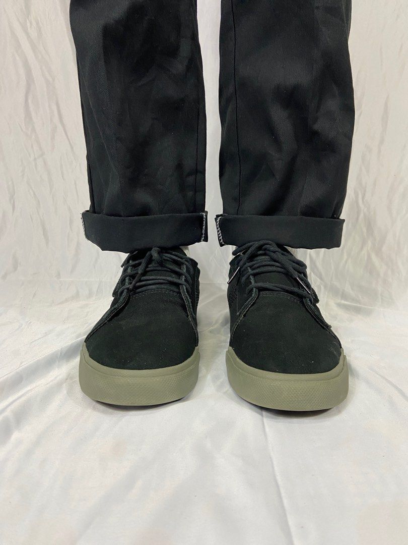 Reef ridge tx skateboard shoes Men s Fashion Footwear Sneakers