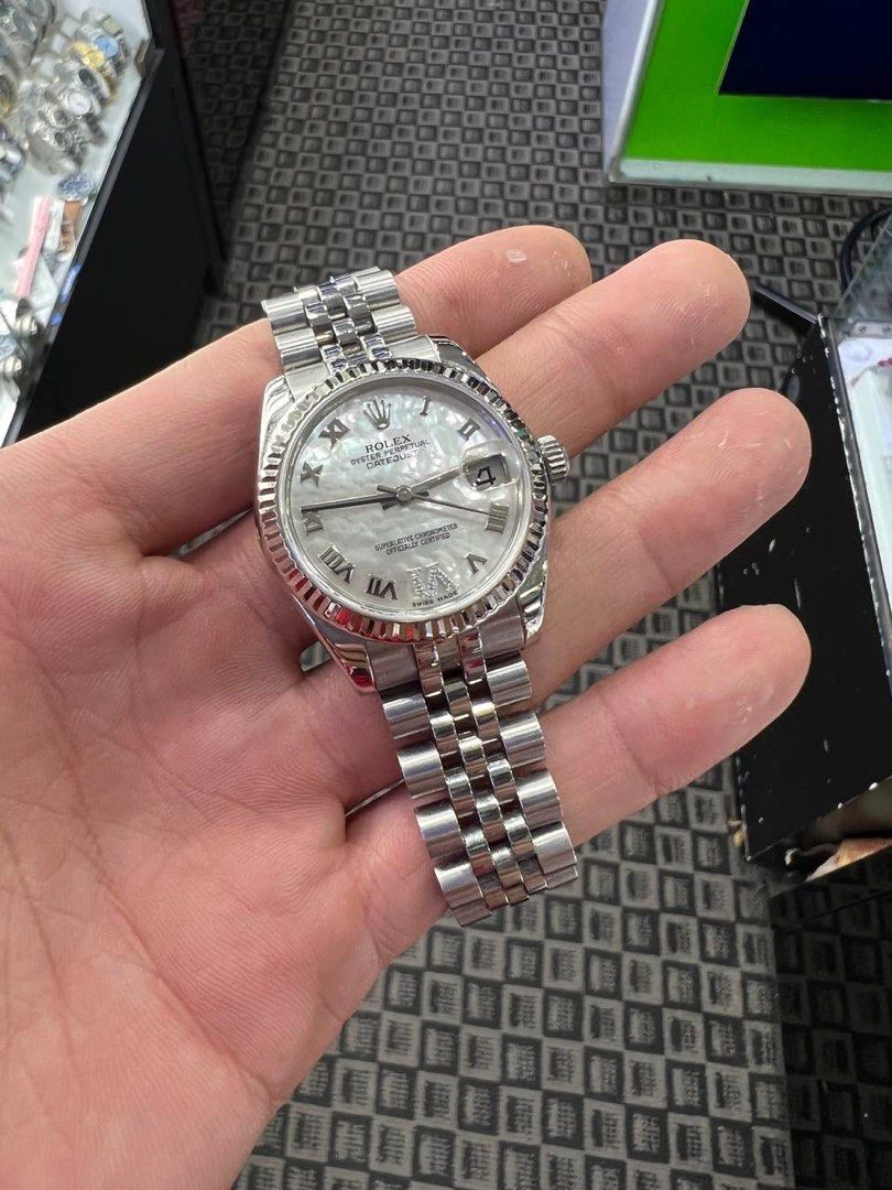 Rolex oyster perpetual datejust swiss made hotsell