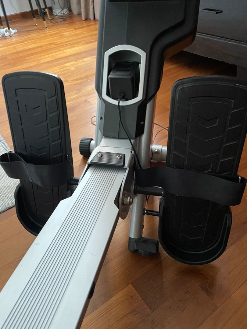 Rowing Machine Xterra ERG400 Rower, Sports Equipment, Exercise