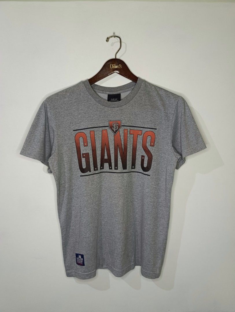 San Francisco Giants MLB Tee (Category: Tshirts & Polo Shirts ) located in Calamba. Submitted by lootermanph (Listing ID 1282544111, Image 1). Description: 21W x 28L Excellent condition ✨ 349+SF No issue.