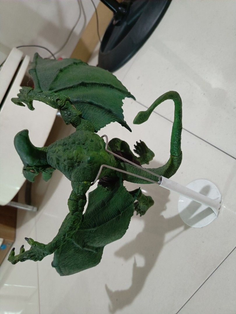 Sauron Custom Pterodactyle (Category: Figurines & Statues) located in Manila. Submitted by ronzky19 (Listing ID 1282398147, Image 2). Description: Rare custom Pterodactyle , taken from RARE marvel lizard MTV version and wings of Bad Annihilus , meet up paco Manila, trade accepted pm offers.