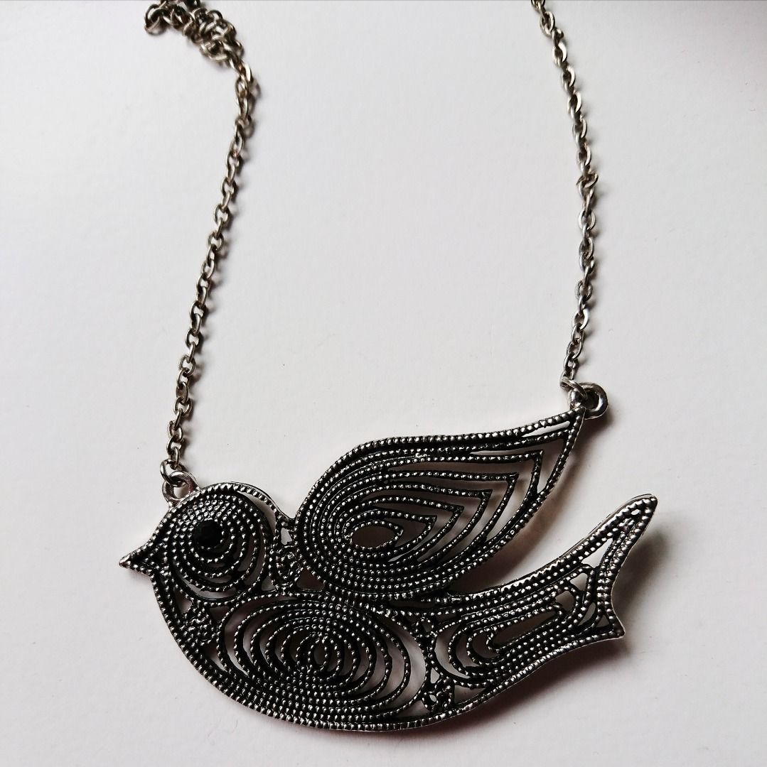 Free deals bird necklace