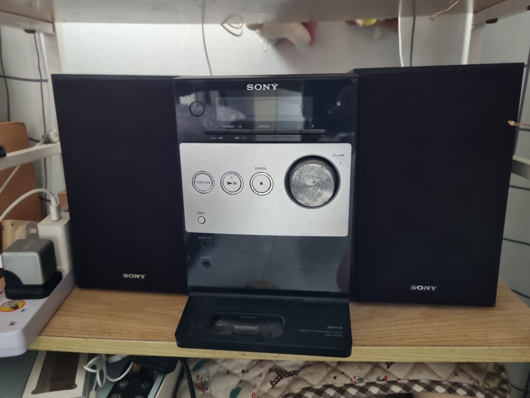 SONY CD/MP3/Radio 1-Disc Changer Micro Hi-Fi System CMT-FX300i