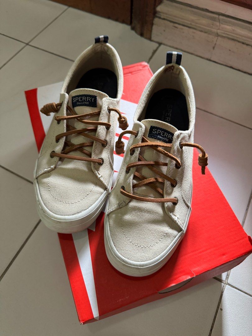 Sperry crest discount vibe oat