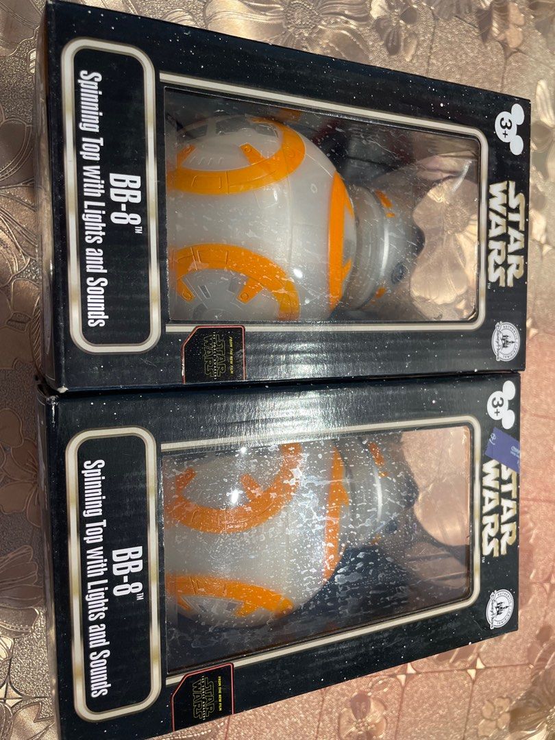 Bb8 deals spinning top
