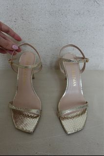(Category: ) located in . Submitted by shopunpacked (Listing ID 1282444645, Image 1). Description: .
