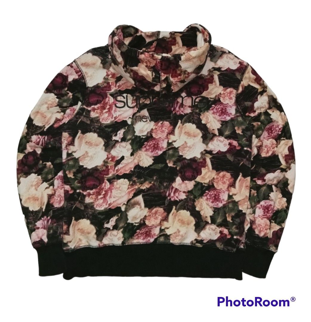 Supreme floral hoodie Women s Fashion Coats Jackets and Outerwear on Carousell