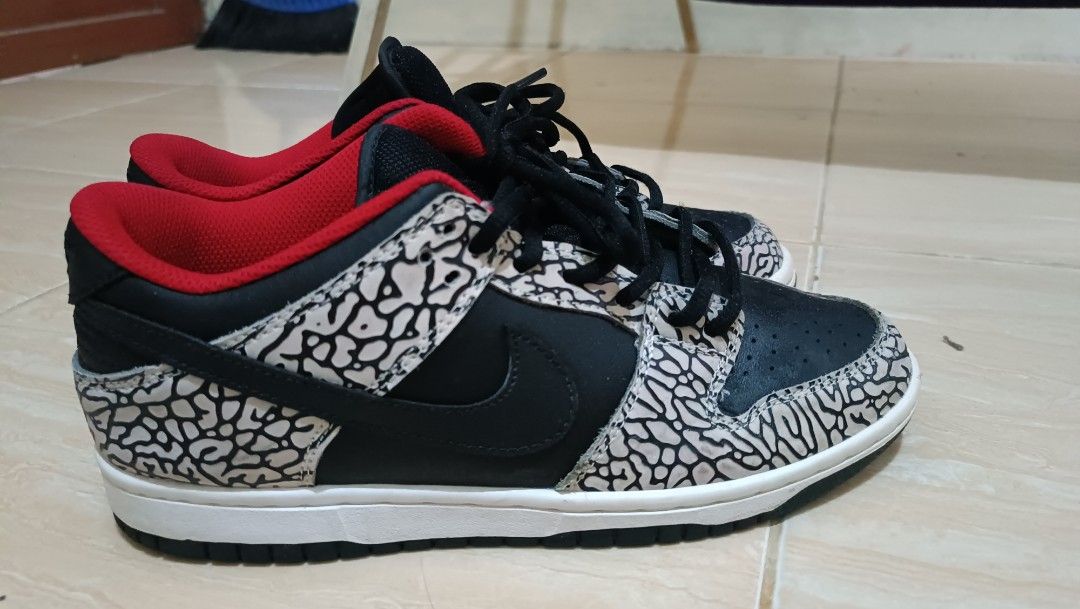 Supreme x Nike Sb dunk Low Pro 'black cement'