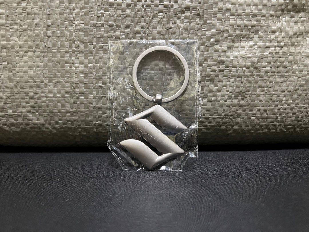 Suzuki logo keychain Everything Else on Carousell