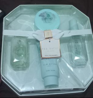 Ted Baker Luxury Skin care gift set