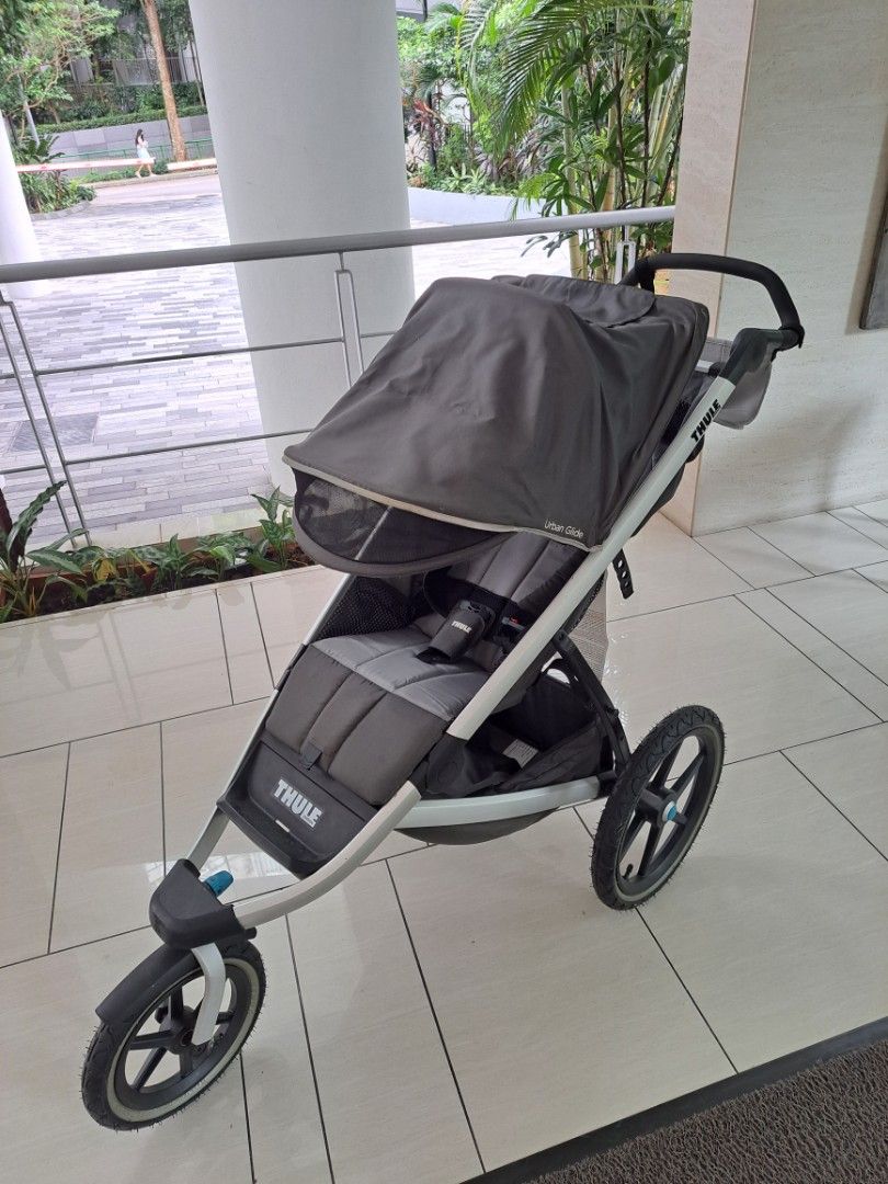 Thule Urban Glide running pram and stroler rain cover and wallet