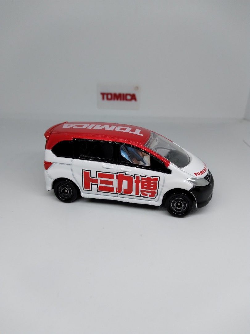 Tomica honda freed white best sale