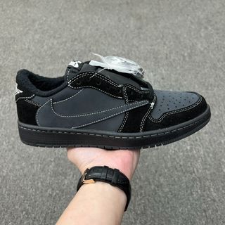 (Category: ) located in . Submitted by vivian.fashion (Listing ID 1282608002, Image 1). Description: .
