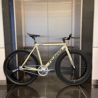 (Category: ) located in . Submitted by Wheelprosg (Listing ID 1282464474, Image 1). Description: .