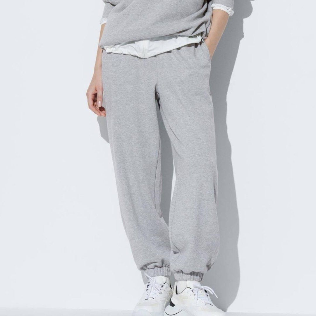 Uniqlo Grey Sweat Pants, Women's Fashion, Bottoms, Other Bottoms on  Carousell