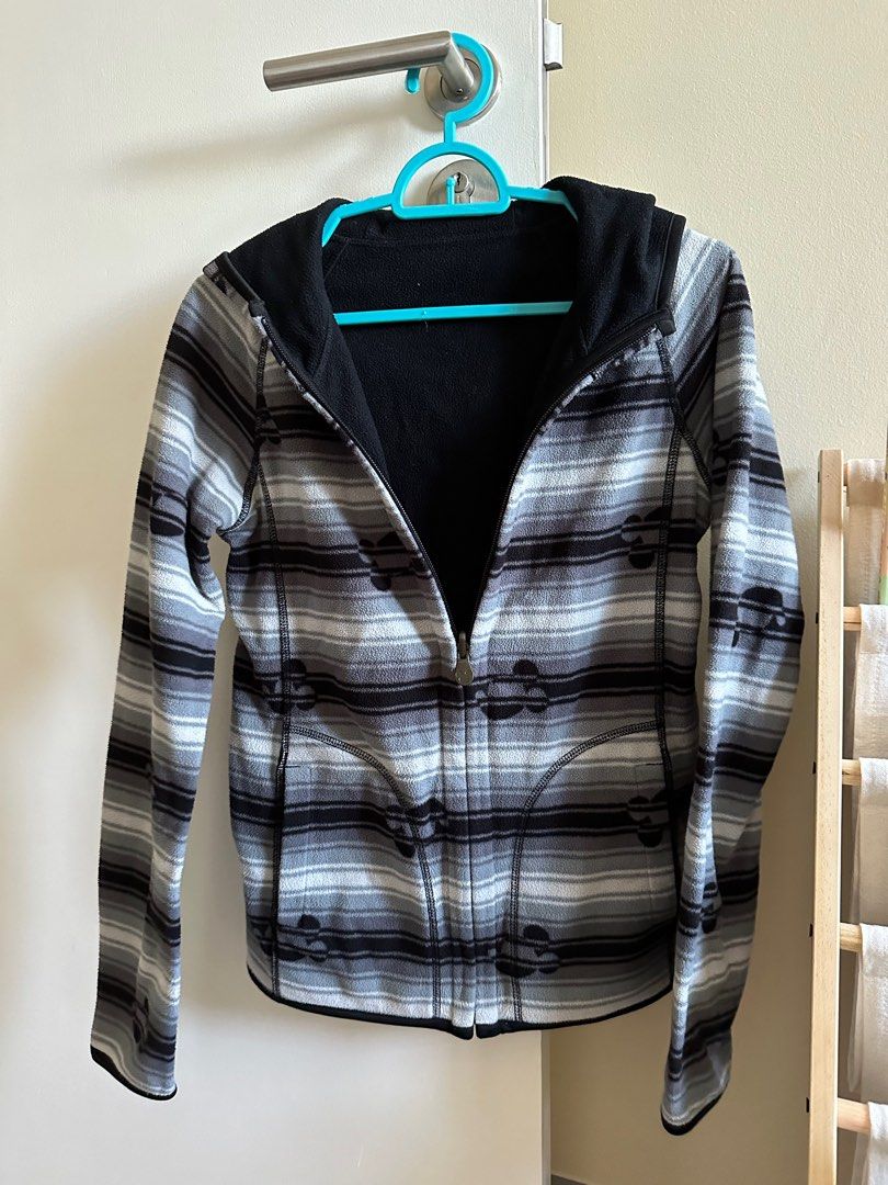 Uniqlo mickey clearance jacket