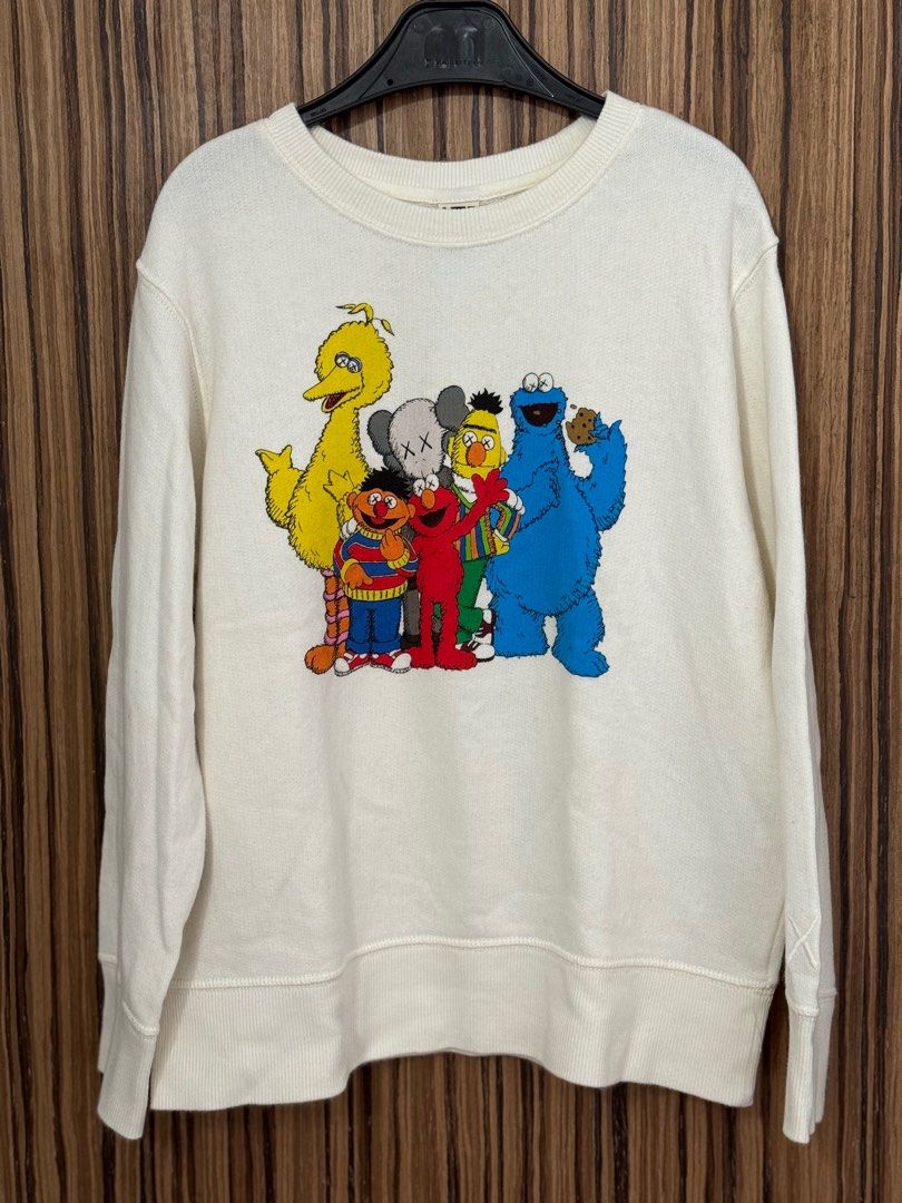 Kaws x sesame street sweater outlet
