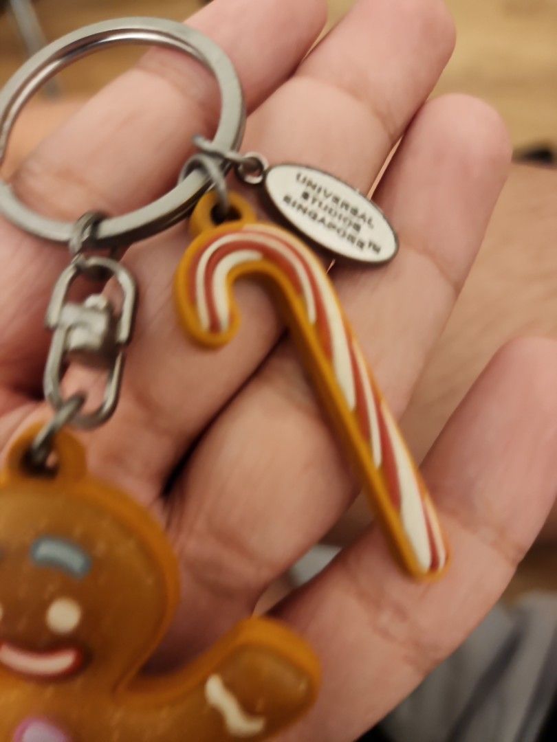 Gingerbread man keychain online