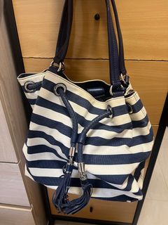 （分類：）位於 。 由 divingashleypig 提交（商品編號 1282482140，圖片 1）。簡介： 。