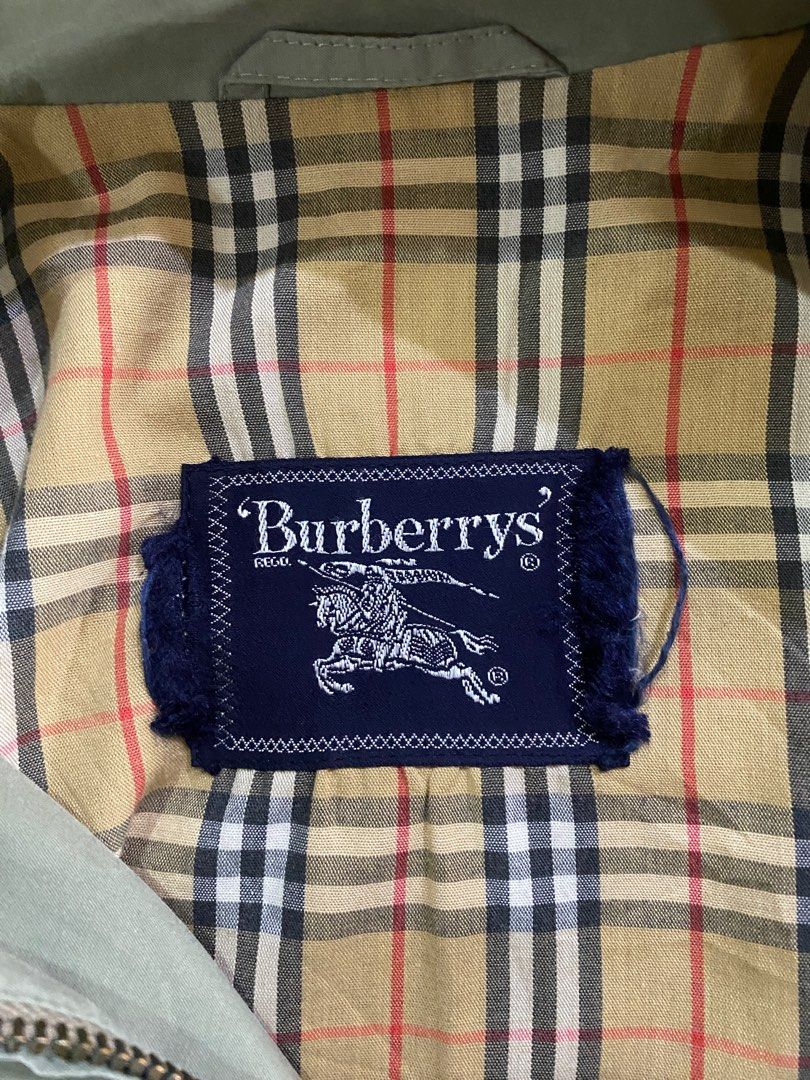 Vintage Burberrys Haringtong Jacket (Category: Coats, Jackets and Outerwear) located in Quezon City. Submitted by cheaprrdrip (Listing ID 1282499273, Image 3). Description: Issues : see last 3 pics 1300 free shipping..