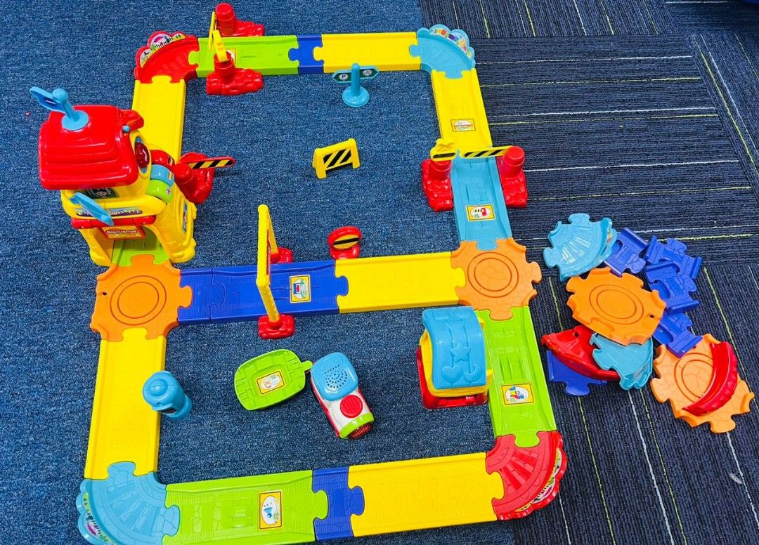 Vtech train set store up