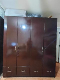 Wardrobe cabinet with drawers
