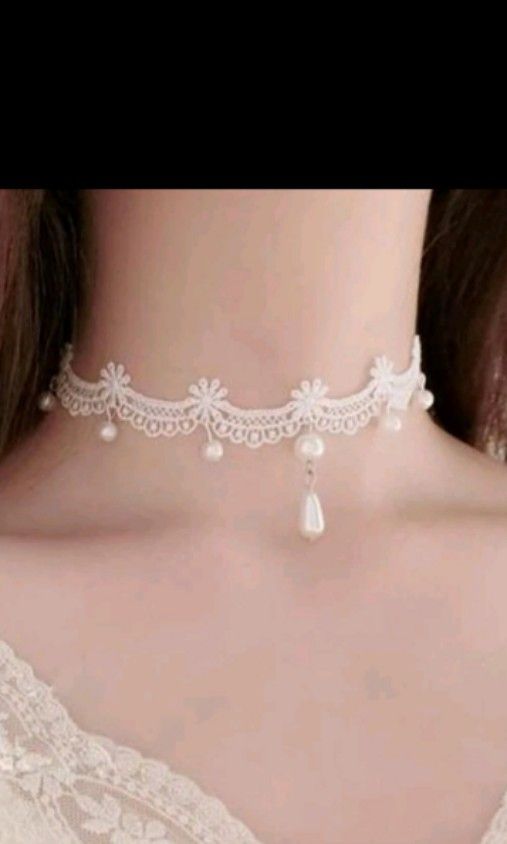 White lace clearance choker