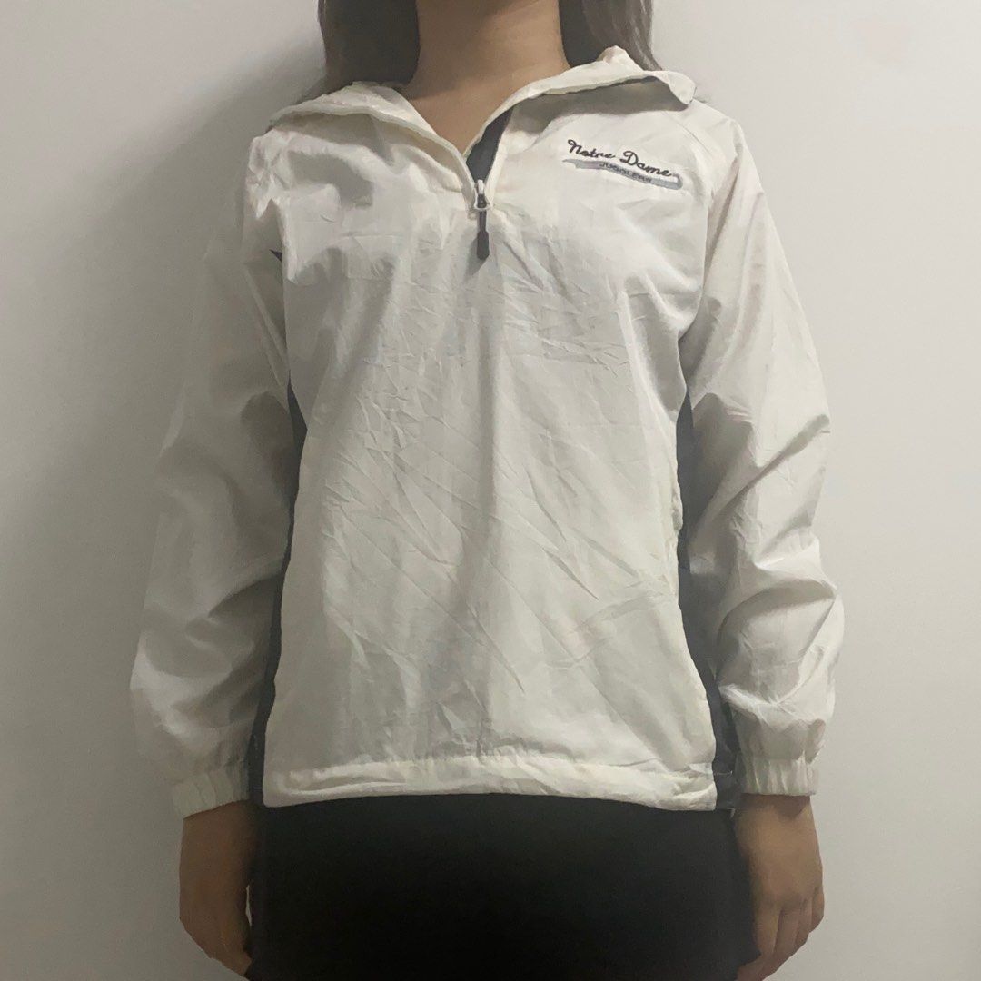 Pullover deals windbreaker womens