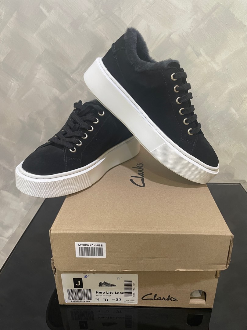 Clark women's hot sale shoes clearance