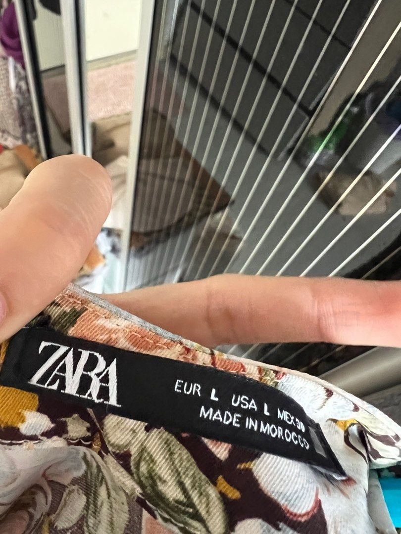 Zara knee hot sale length dress